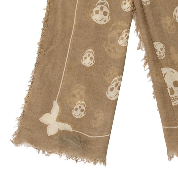 Alexander McQueen Brown Skull Print Scarf - Picture 2 of 5